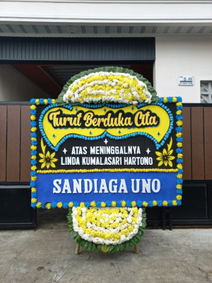 Papan Bunga Duka di Tanjung Palas Utara